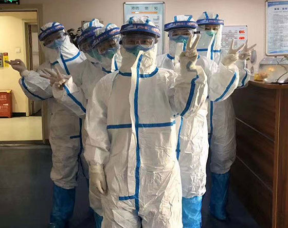 武昌養老院白衣護航